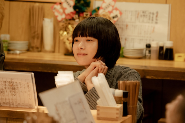 文菜（杉咲花）、売れっ子小説家の元カレと再会 『冬のなんかさ、春の