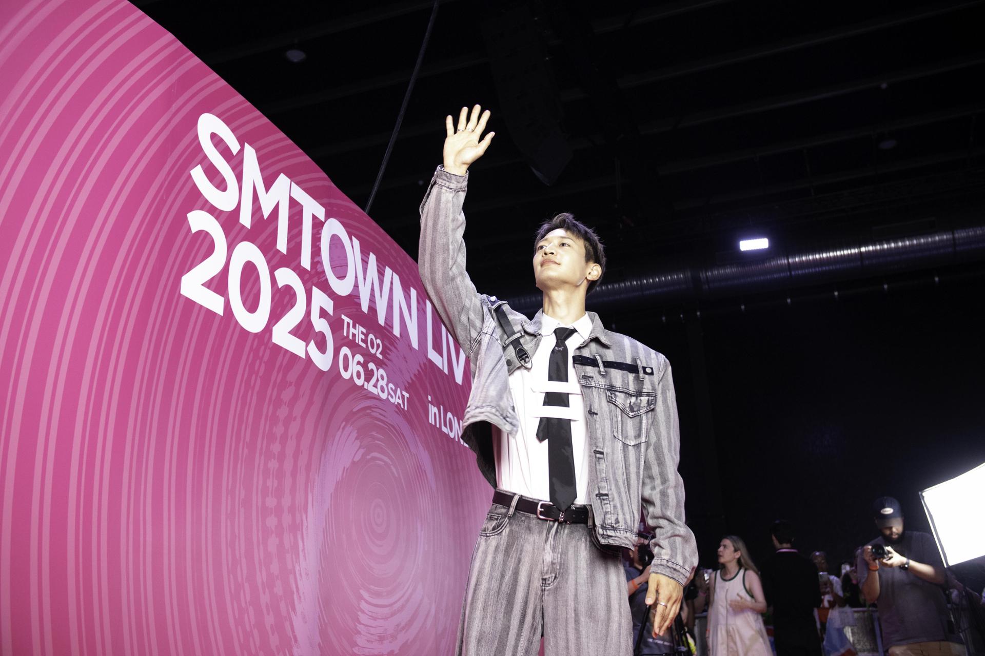 How K-pop's past, present and future come together at SMTOWN LIVE
