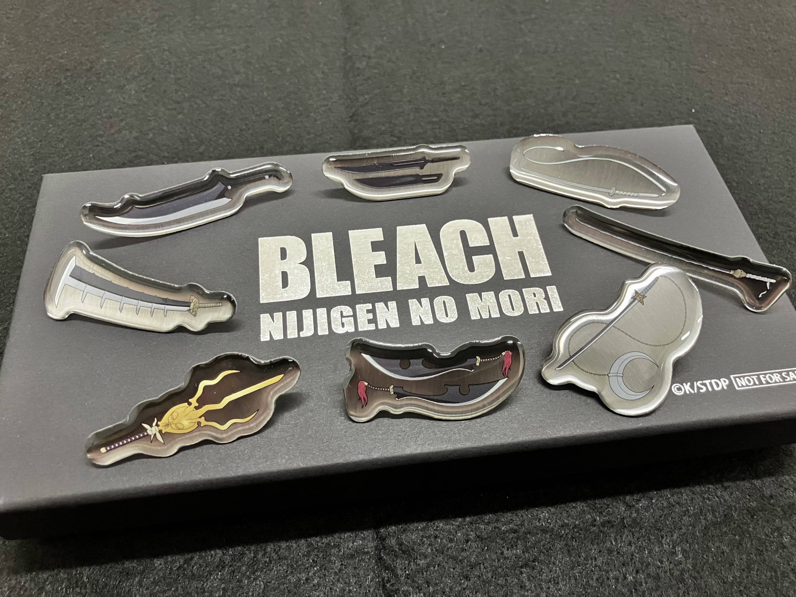 BLEACH 千年血戦篇」限定！斬魄刀ピンズ全種GETのチャンス✨プレミアム