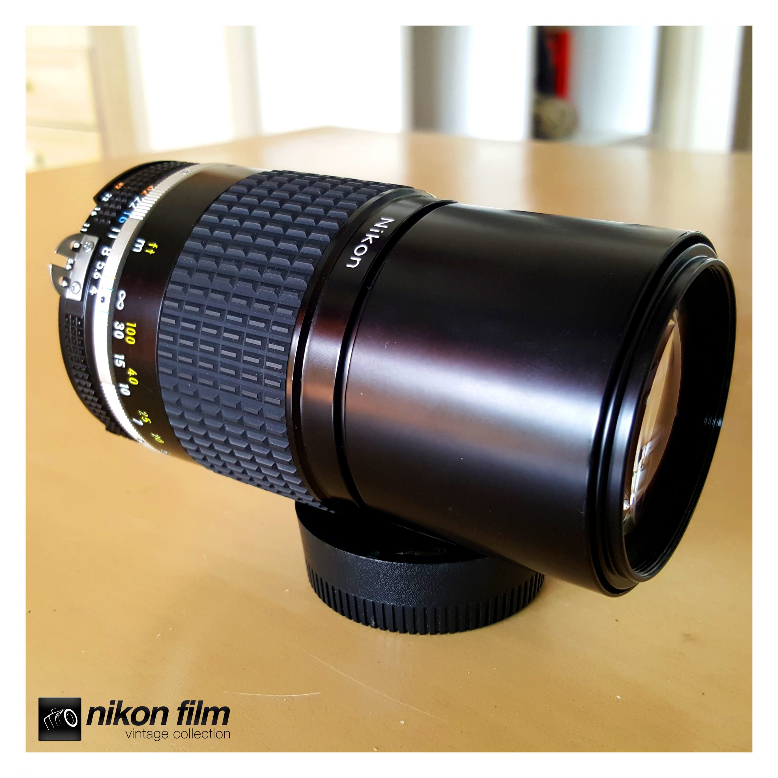 Nikon Nikkor 200mm F/4 AiS - Boxed -