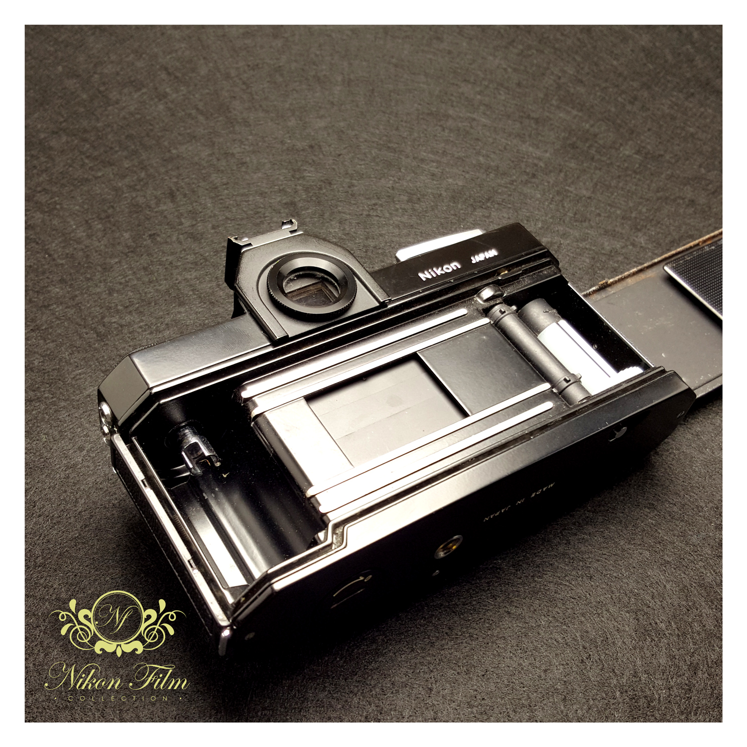 Nikon Nikkormat (Nikomat) FT - Black - NIKON-FILM