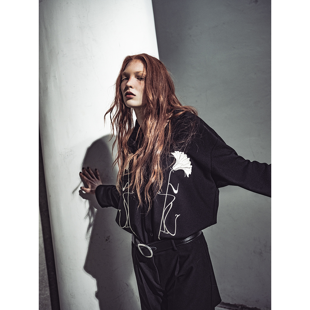 EMBROIDERY OC SHIRT / BLACK | NIL DUE / NIL UN TOKYO