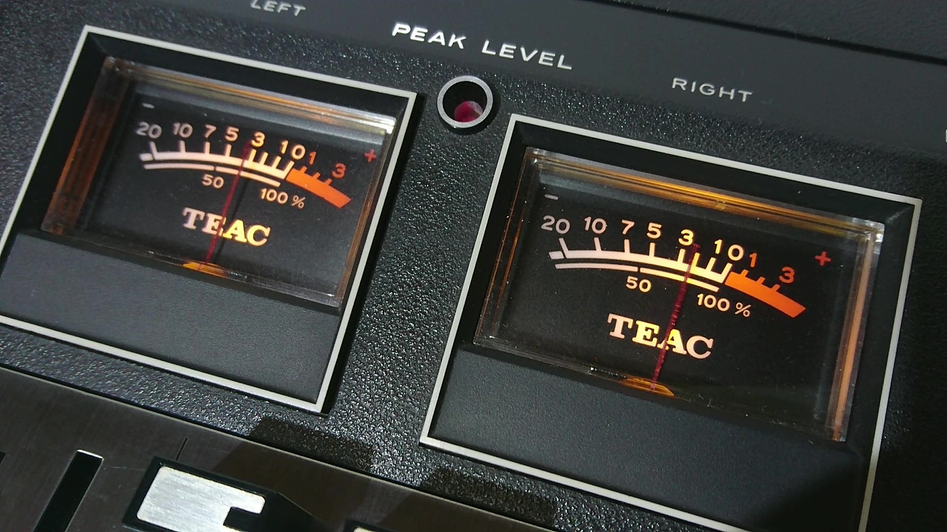 昭和47年生まれのカセットデッキの音がこちら。◇TEAC A-350