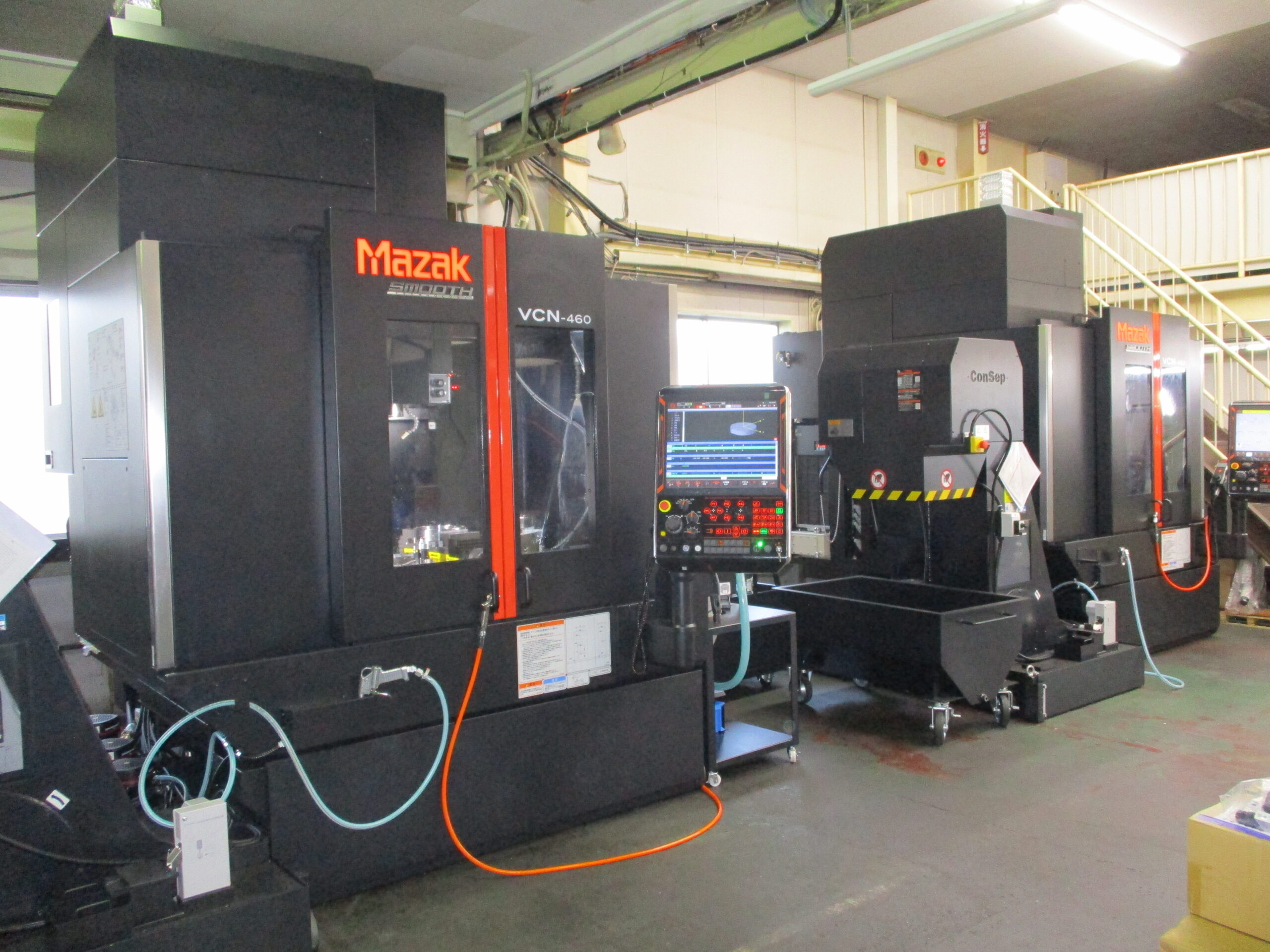 ヤマザキマザック製 立形マシニングセンタ『VCN-460』2台 『VCN-600』2