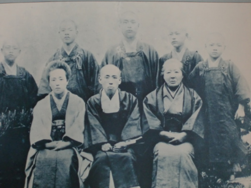 藤井日達聖人の生涯 | 日本山妙法寺山主藤井日達聖人