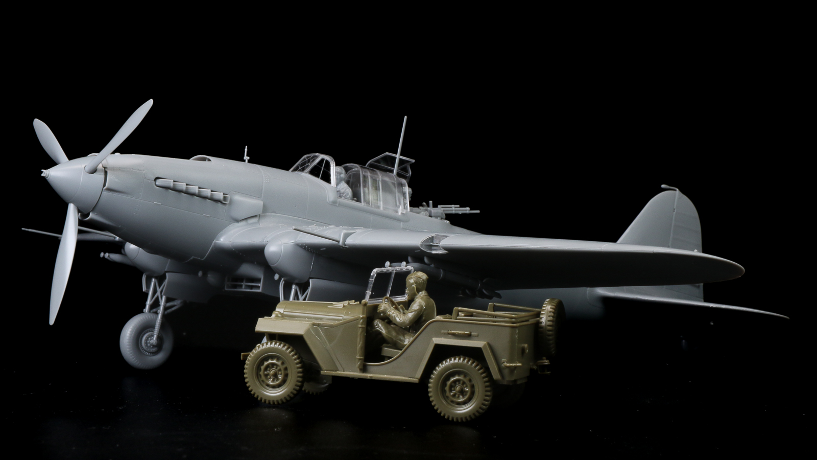 シンプルで買いやすいハセガワの1/48で、知らなかった飛行機の道を歩い