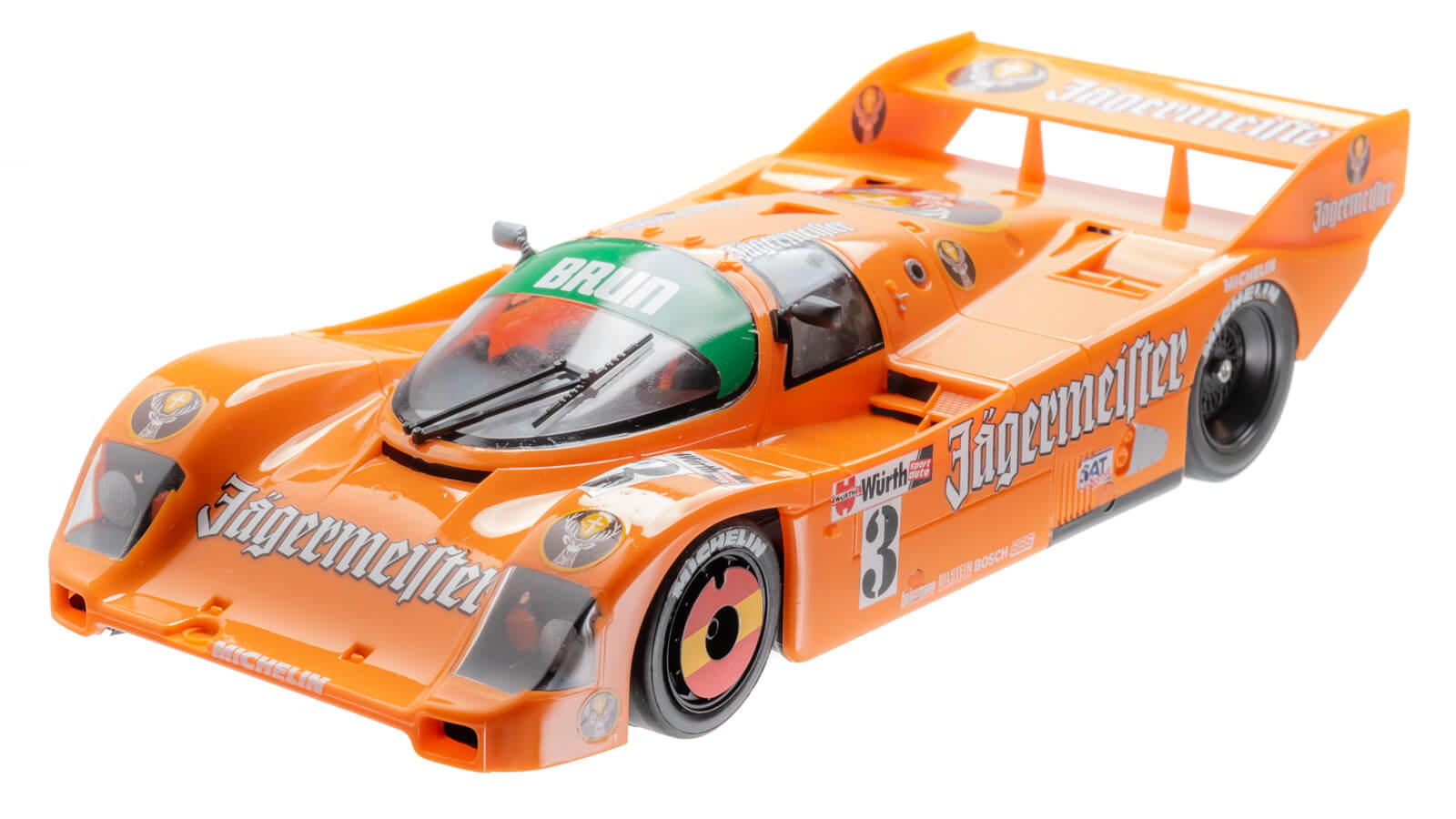 古くたって関係ない！／タミヤ 1:24 ポルシェ962Cが「塗らない、貼る