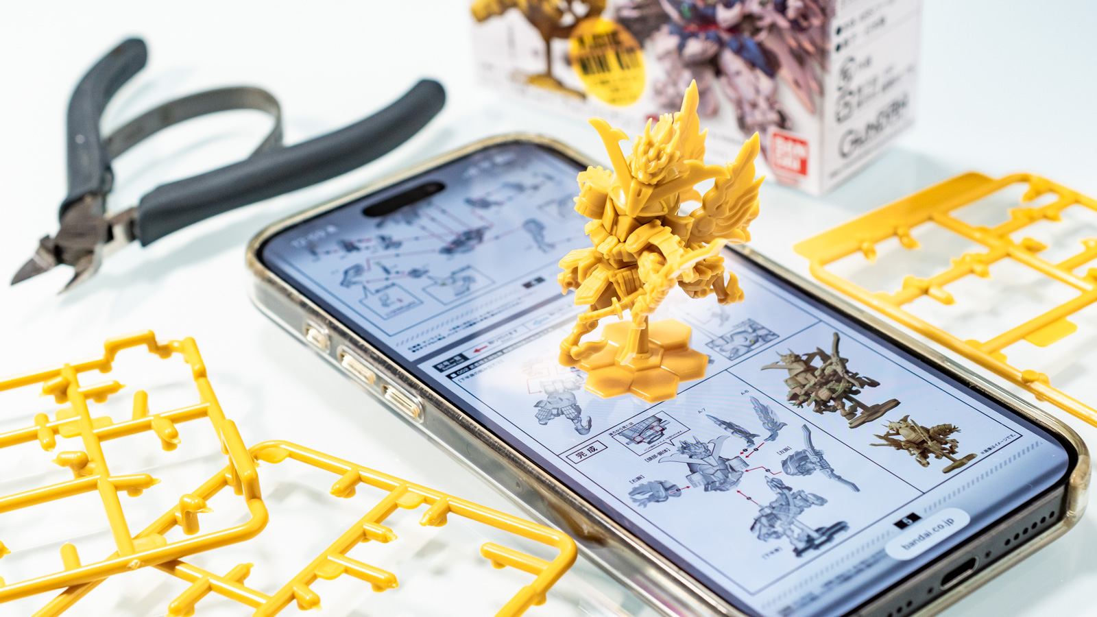 懐かしモチーフをプラモデルの最新トレンドで組み立てキットに