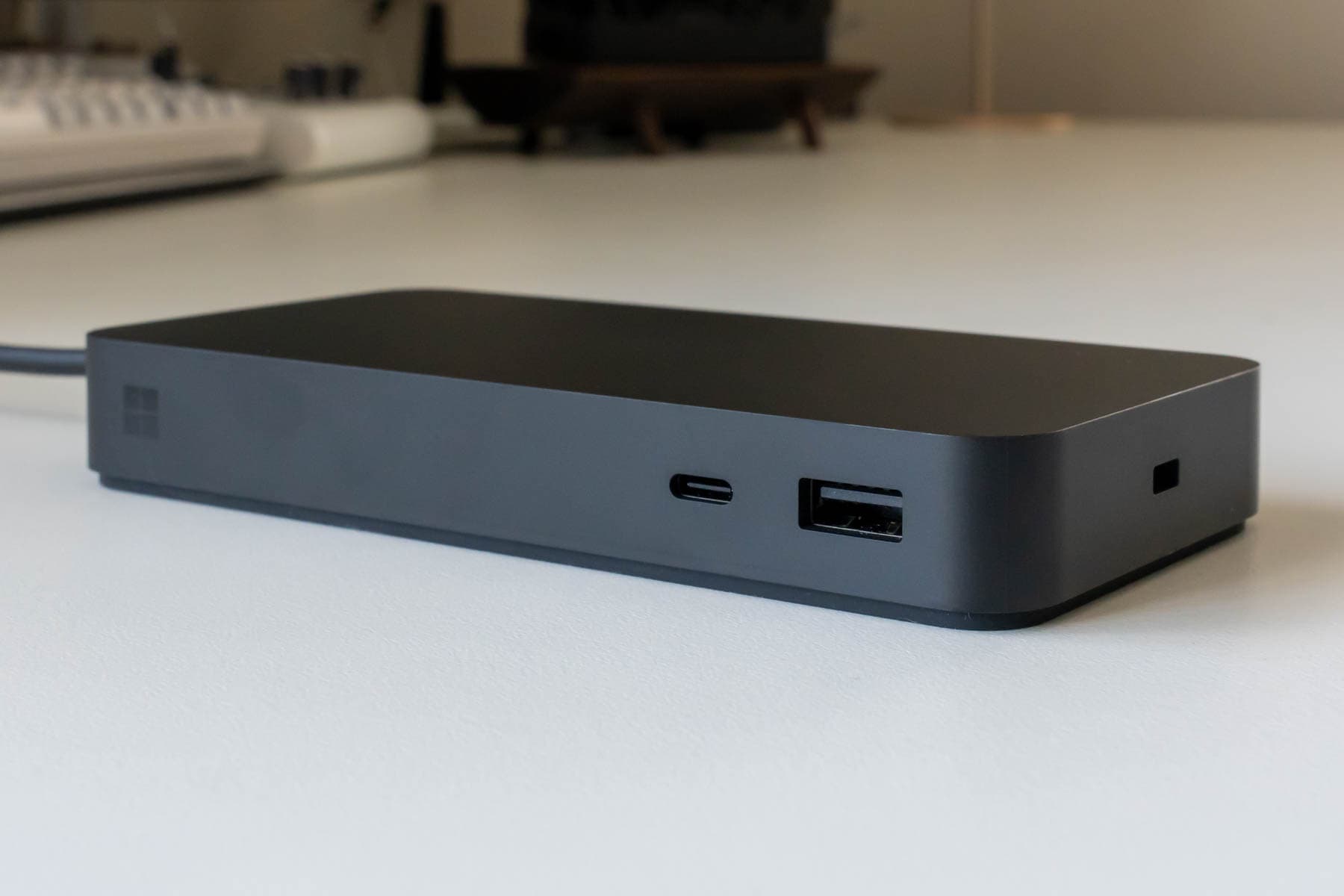 Surface Thunderbolt 4 ドック レビュー！Surfaceに最適化されたUSB-C