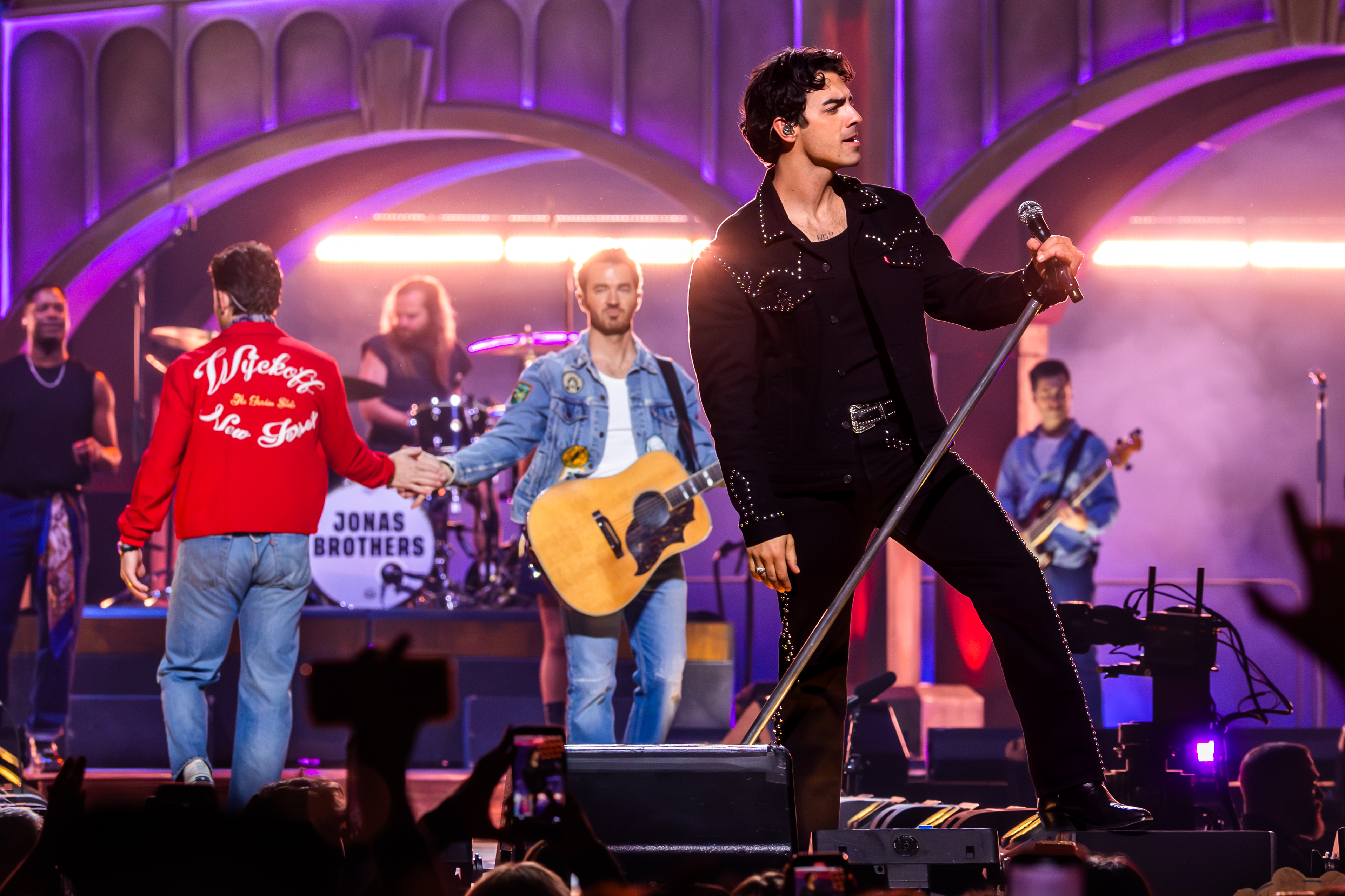 Prudential Center Just Unveiled a Permanent Tribute to the Jonas