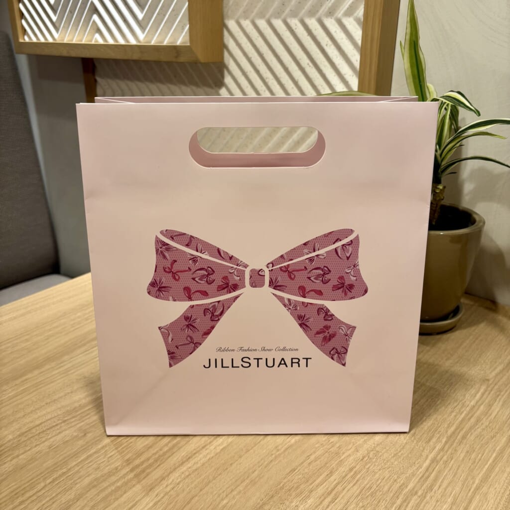 2025最新】JILL STUARTのクリスマスコフレが可愛すぎた！ | No.303