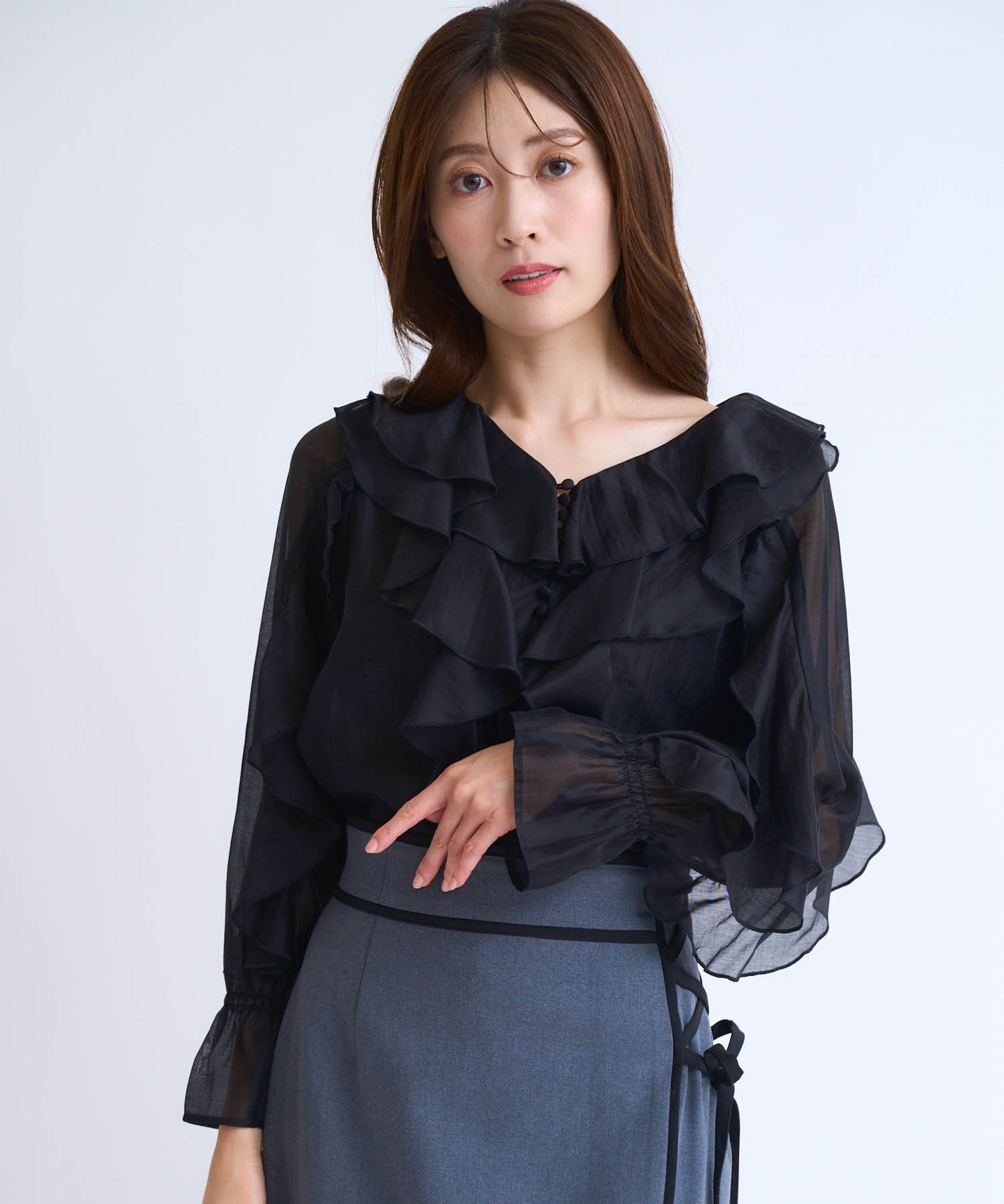 ラッフルフリルブラウス | シャツ・ブラウス | NOELA OFFICIAL WEB STORE