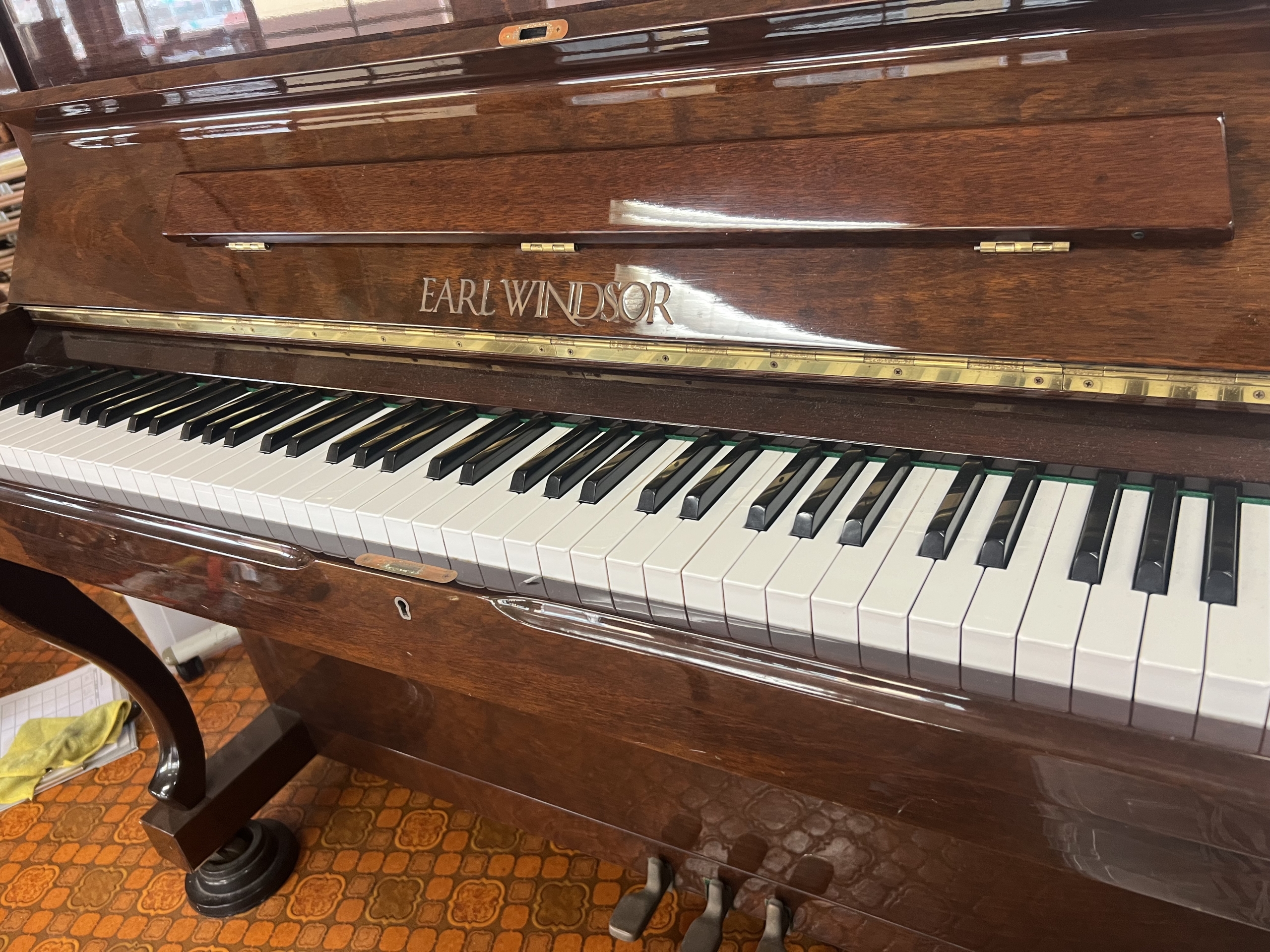 EARL WINDSOR(アールウィンザー)の調律！ - 野川の丘ピアノの奮闘記