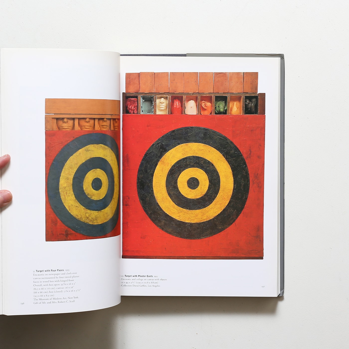 Jasper Johns: A Retrospective | ジャスパー・ジョーンズ | nostos