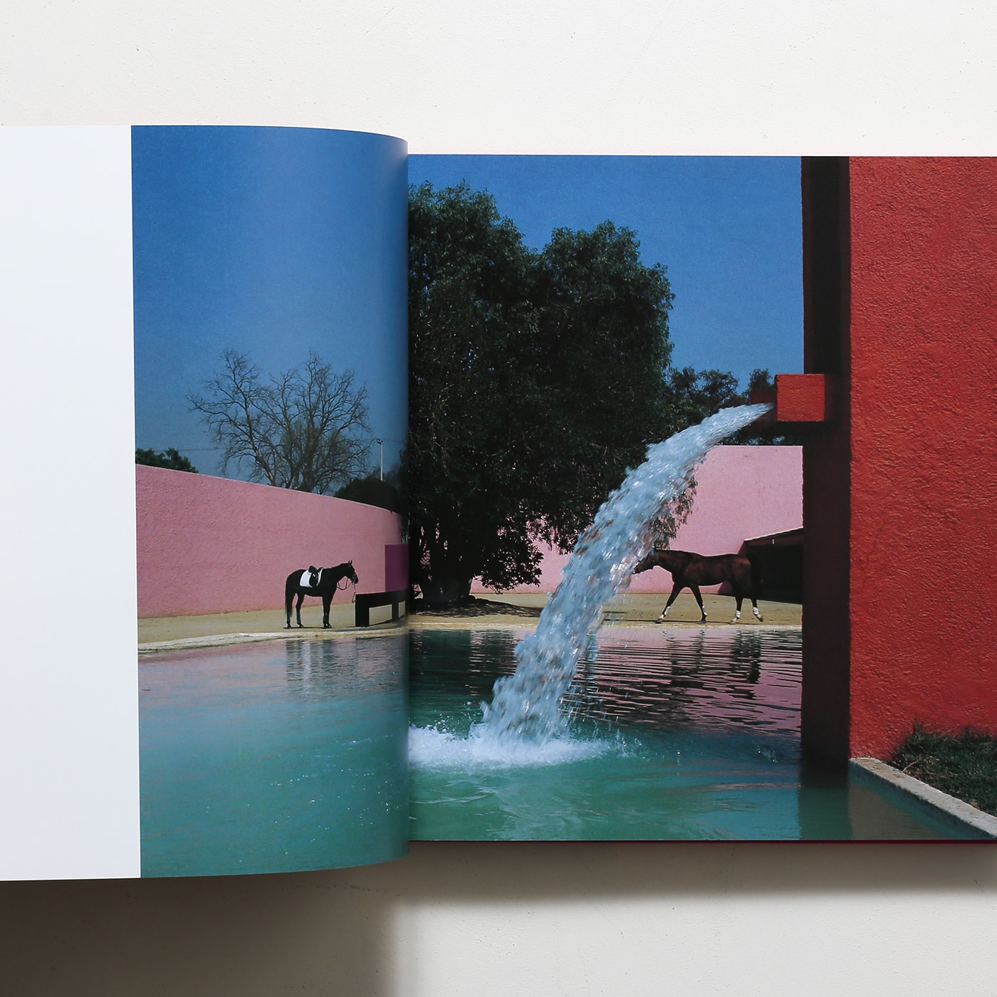 ルイス・バラガンの建築 | 齋藤裕 | nostos books ノストスブックス