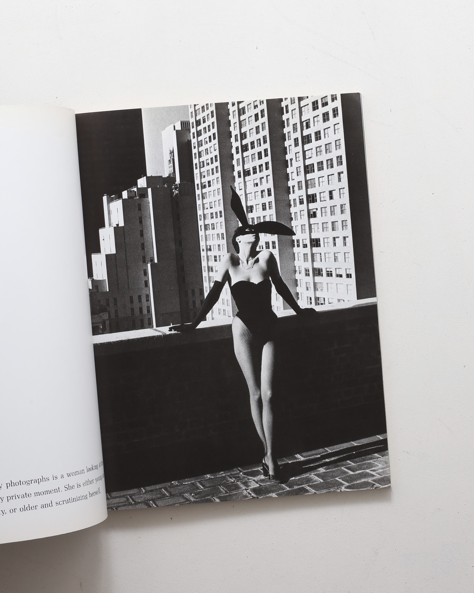 White Women | Helmut Newton ヘルムート・ニュートン | nostos books