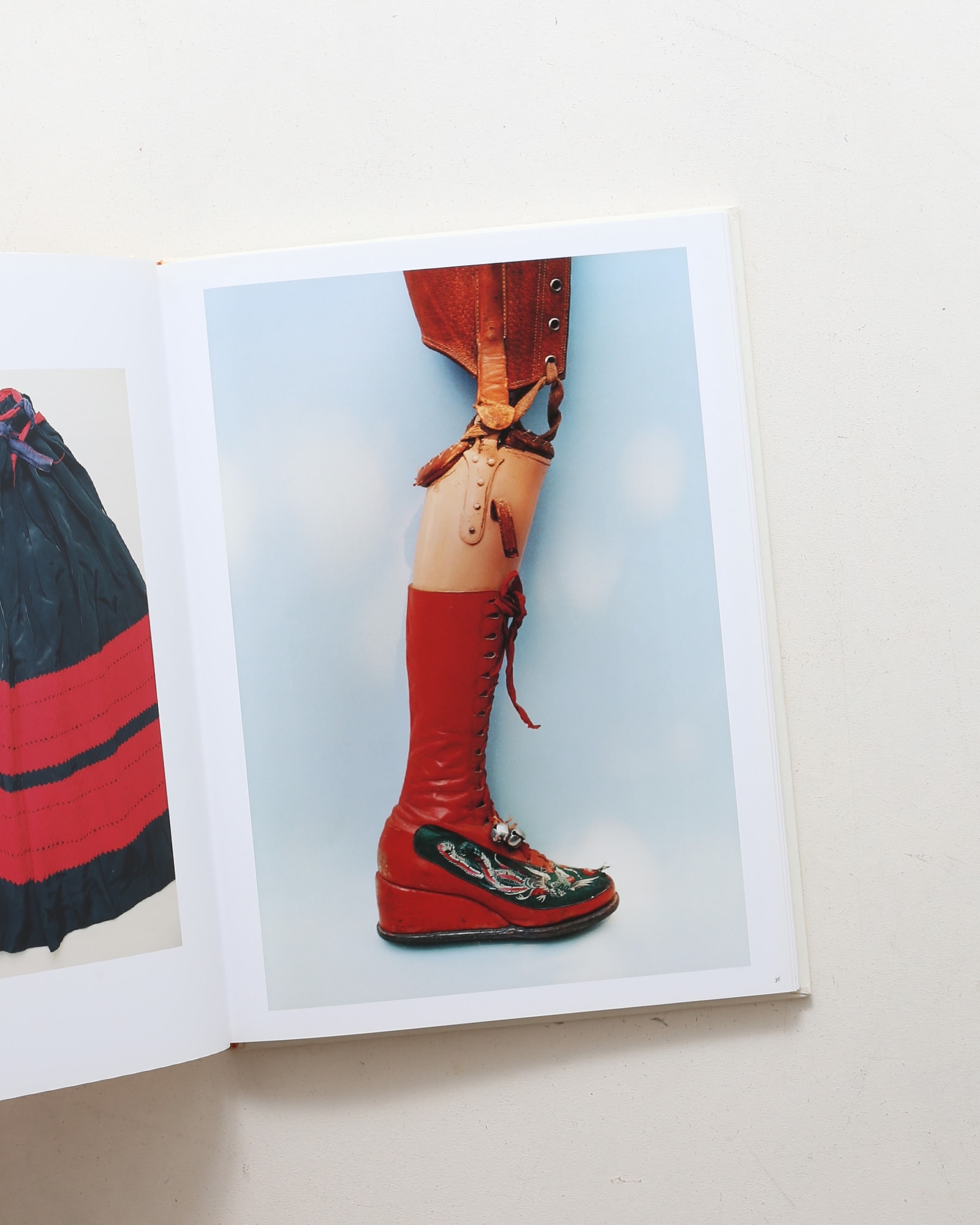 Frida by Ishiuchi | Ishiuchi Miyako | nostos books ノストスブックス