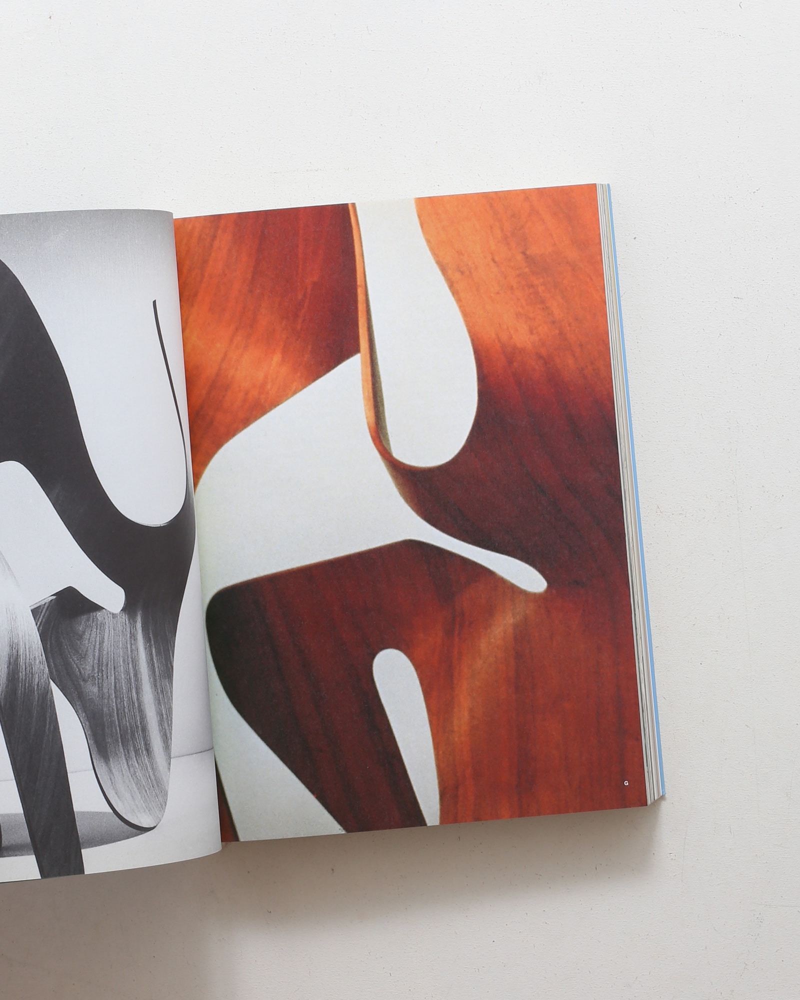Eames Design イームズ・デザイン展（表紙水色） | nostos books