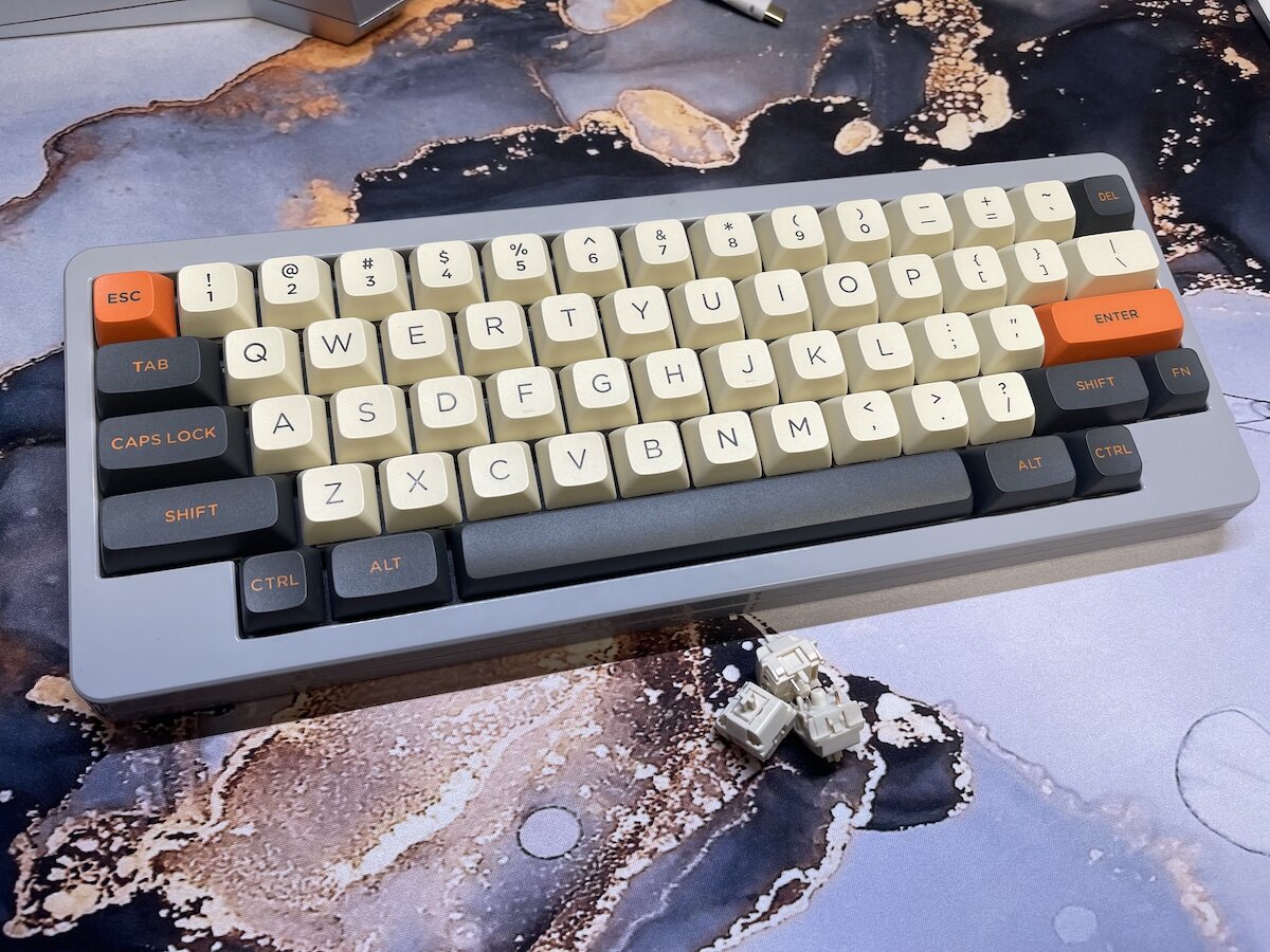 HHKB配列なガスケットマウントのかわいいキーボード – no theme.