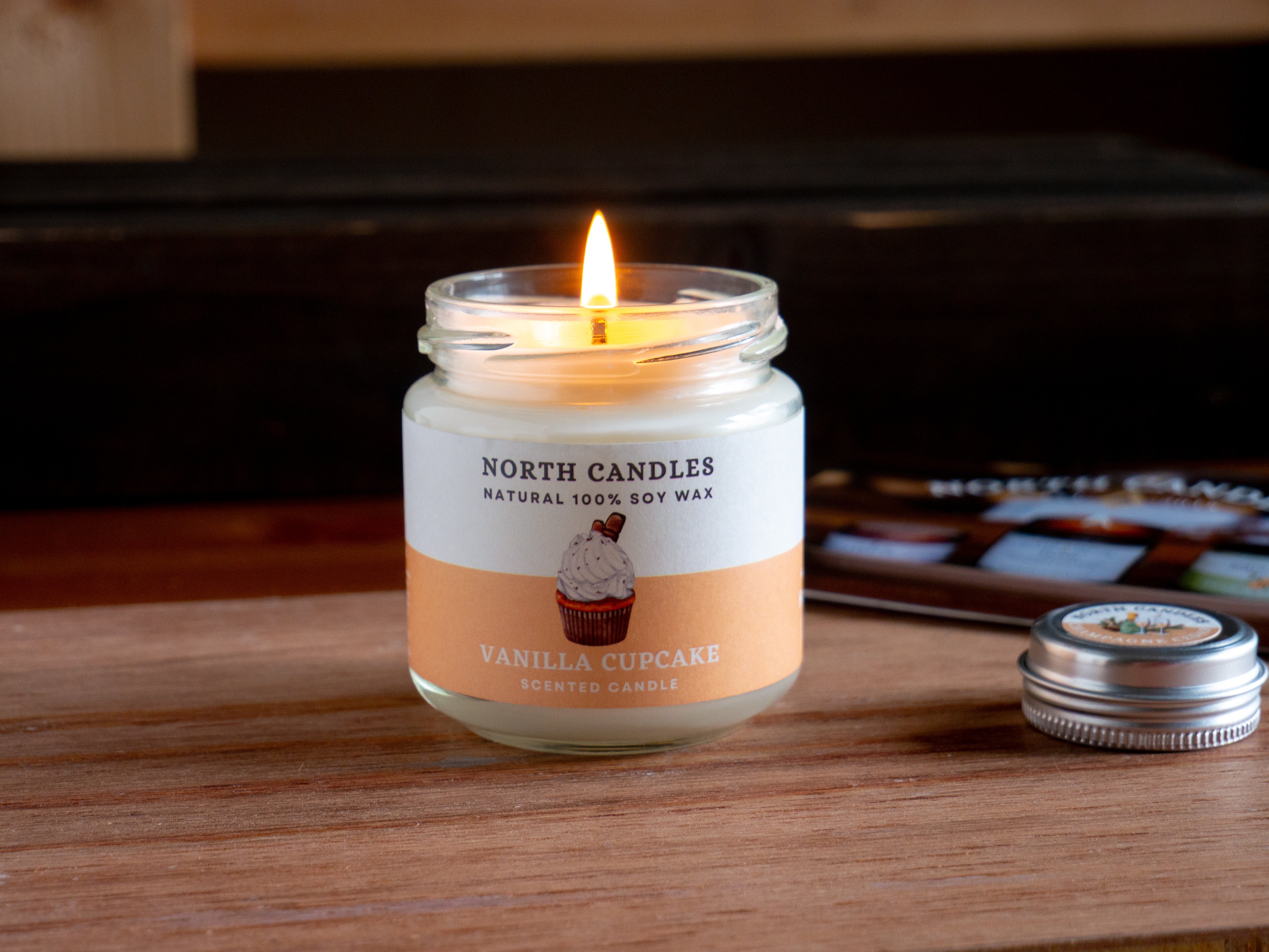 バニラカップケーキビンキャンドル – North Candles