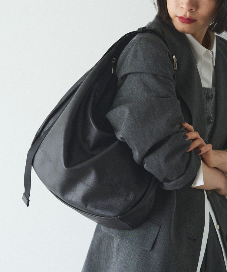 名品】ソフトレザーラウンドビッグショルダーバッグ(CE-1325-WEB