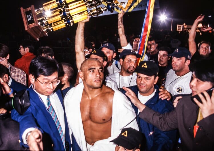 号泣する桜庭和志、高田延彦のハッピーエンド、伝説のミルコvs