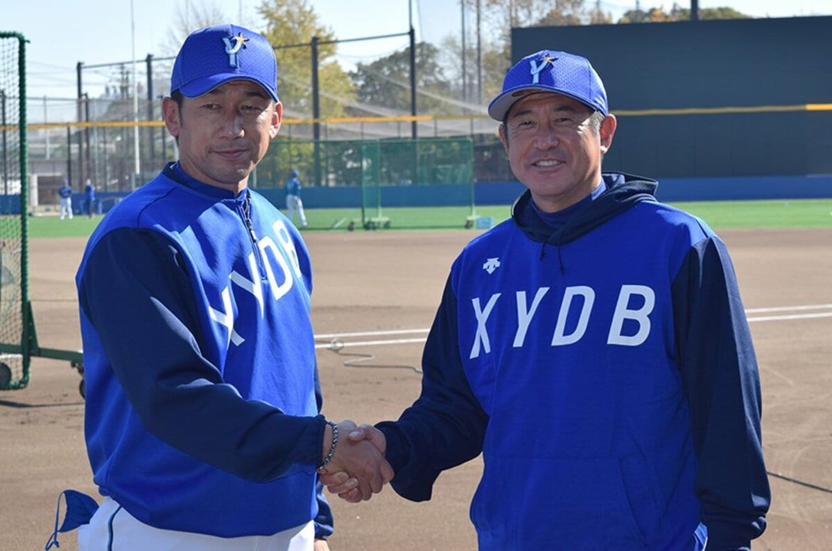 まさかの開幕3連敗…石井琢朗コーチは“どん底のベイスターズ”をどう