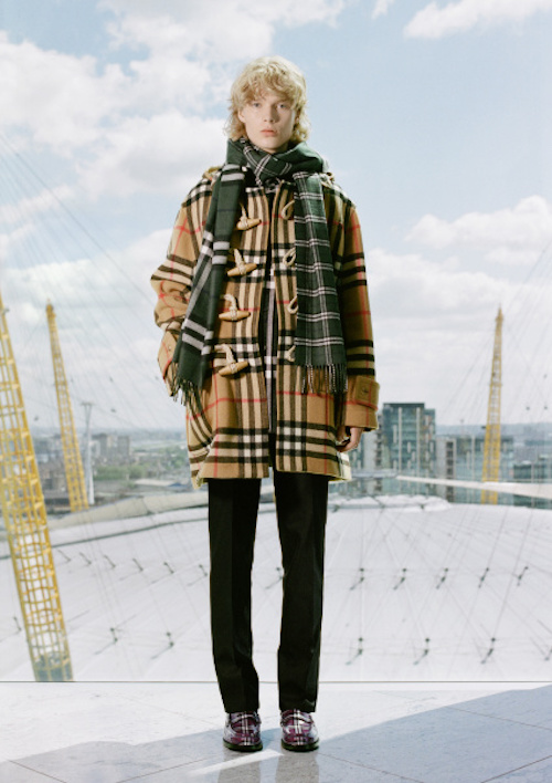 今度は女子も！話題の「Burberry」×「Gosha Rubchinskiy」のコラボ第二