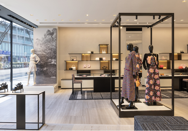 Chanel」表参道のブティックがリニューアル！ガブリエル・シャネル所有