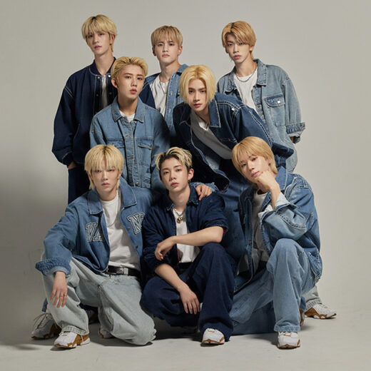 8TURNの直筆サイン入りチェキを計8名様にプレゼント！ | Numero TOKYO