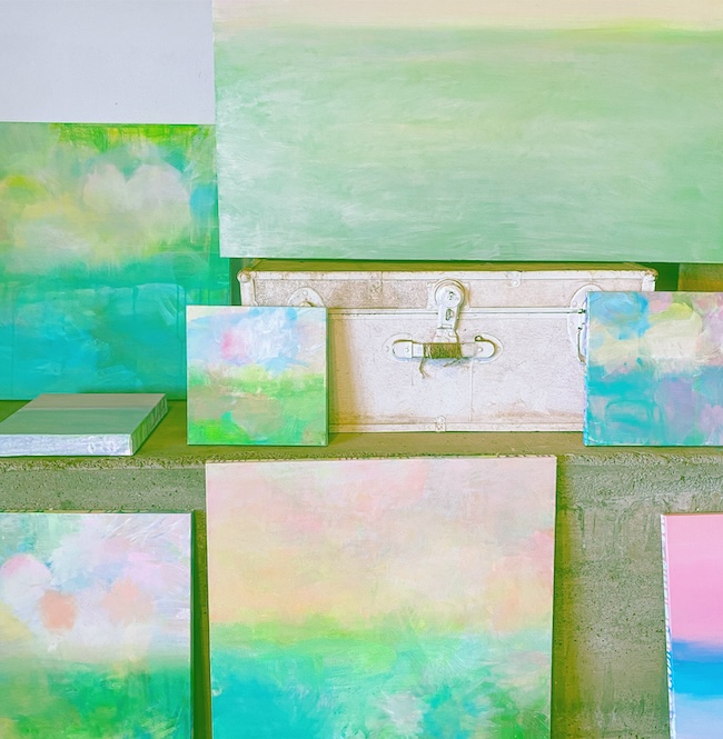 ハワイの離島に暮らす画家、⼭崎美弥⼦の展覧会「Planet Journal─惑星