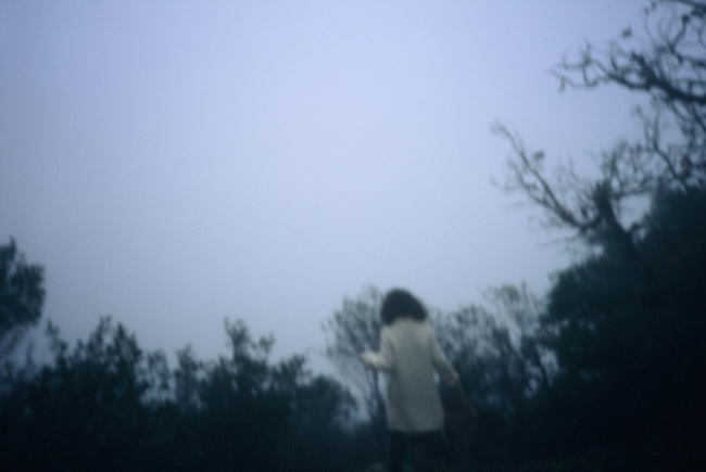 伝説のファッション誌『Purple』のエレン・フライスによる展覧会