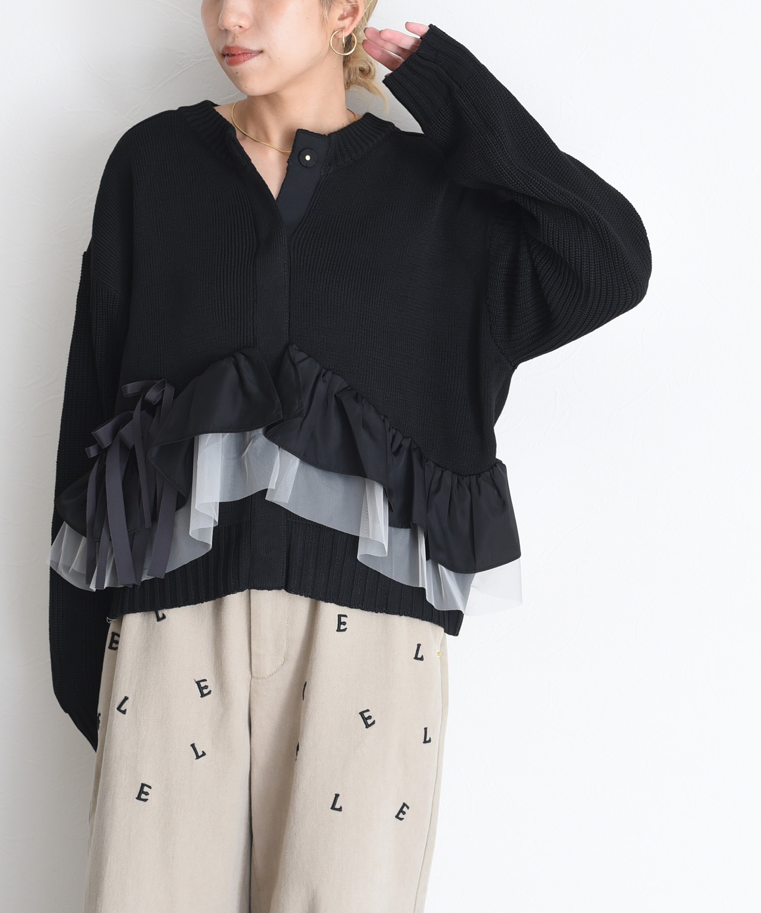 ランダムリボンフリルニットカーデ Eimee Law│Eimee Law & LHELBIE