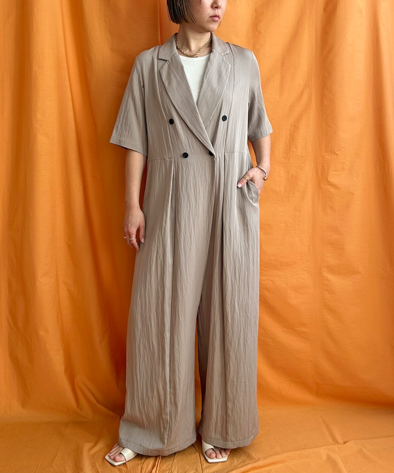 ハーフスリーブジャンプスーツ LHELBIE│Eimee Law & LHELBIE 公式