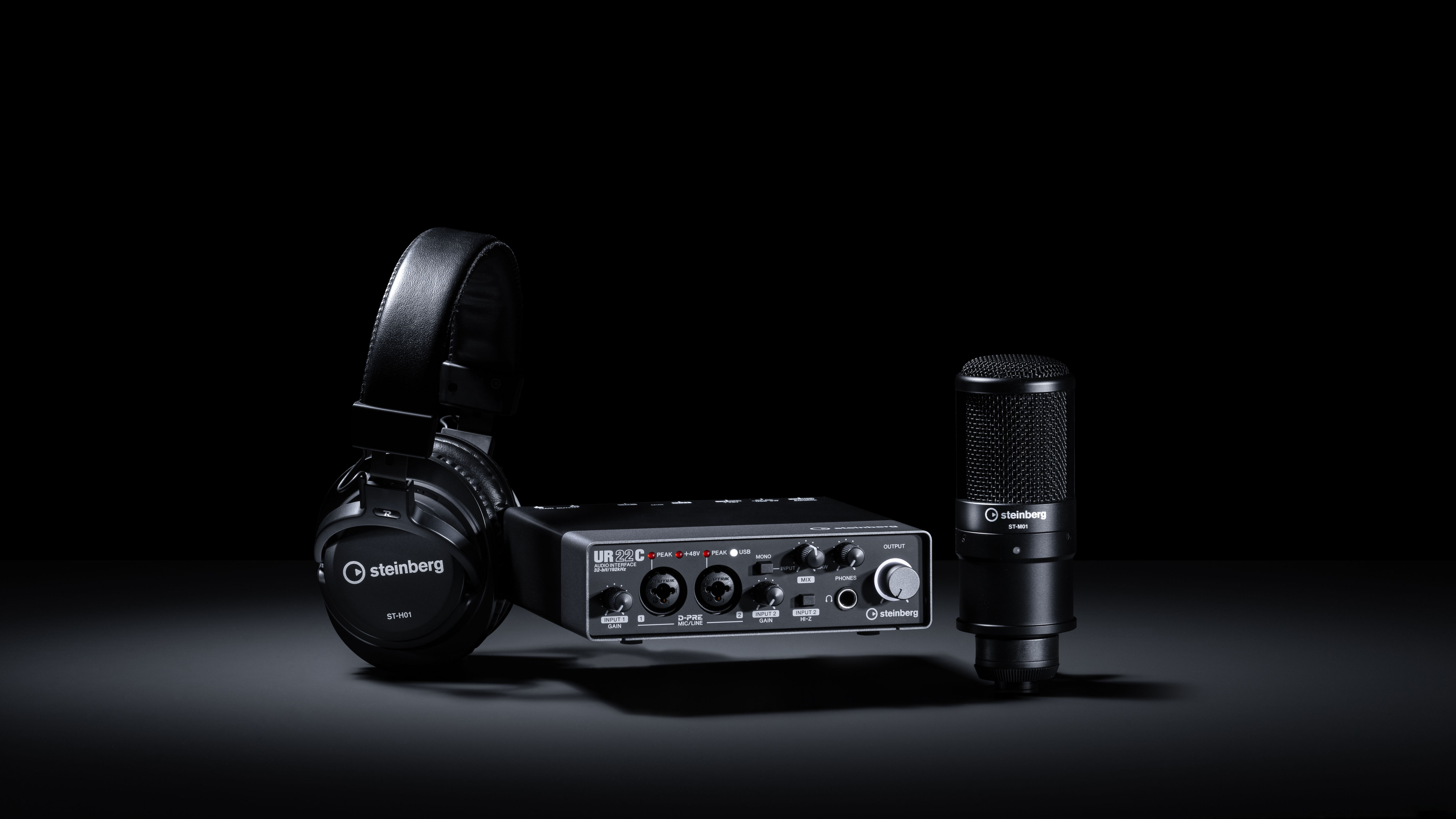 UR24C - スタジオから DJ ブースまで | Steinberg