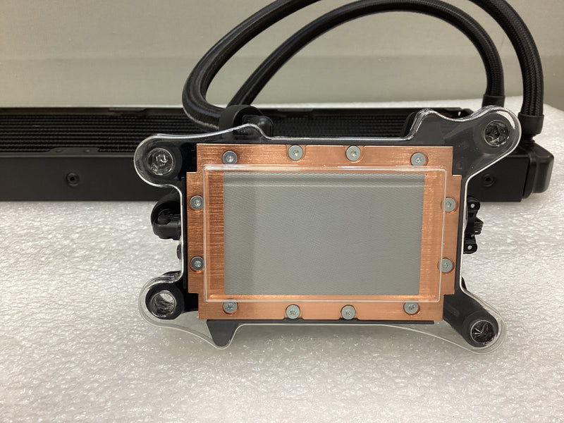 AMD Ryzen Threadripper 専用オールインワンタイプ水冷CPUクーラー