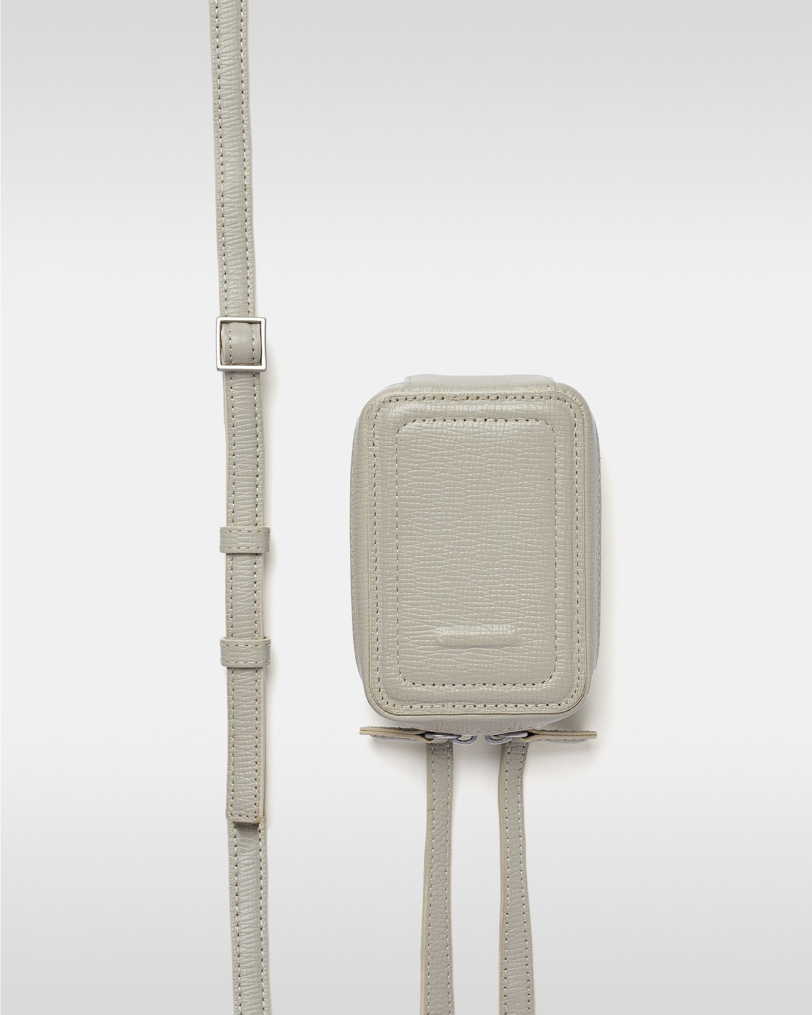 アジャスタブルレザーストラップ付iPhoneアクセサリー - ホワイト