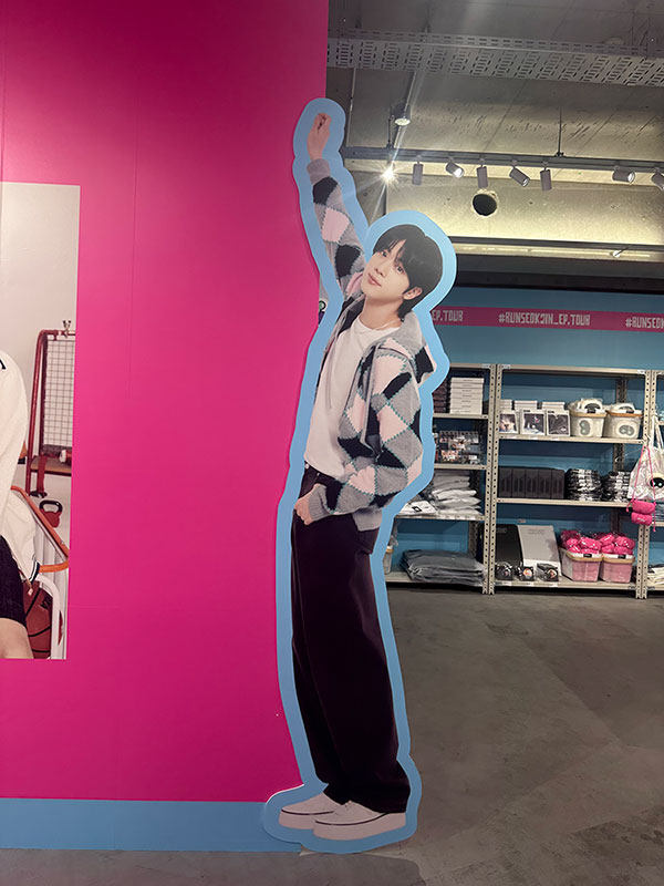 JIN SIZE」が話題沸騰！ BTS JINさんのツアーを記念した