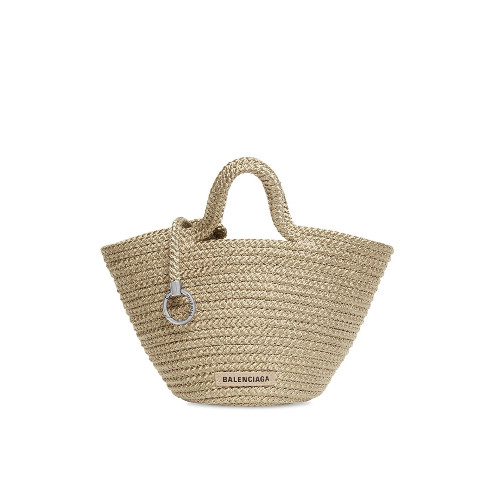 バレンシアガのバスケットバッグ「イビザ」から新サイズ“ミニ”が登場