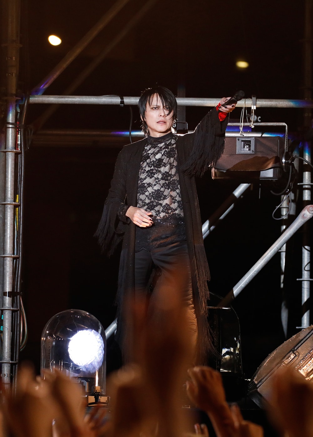 幸せです」BUCK-TICKデビュー30周年ライブに2万人集結（ライブレポート