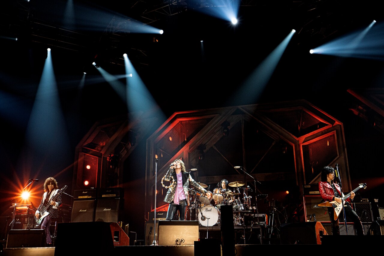 THE YELLOW MONKEY再集結“記念日”にたまアリで熱演、新たな