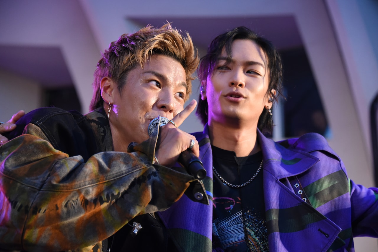 左からRIKU、川村壱馬。 [画像ギャラリー 10/10] - 音楽ナタリー