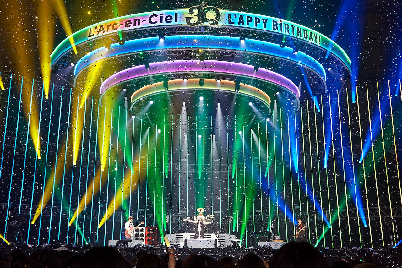 L'Arc-en-Ciel、30周年幕開けライブでファンに感謝「ツンデレなバンド