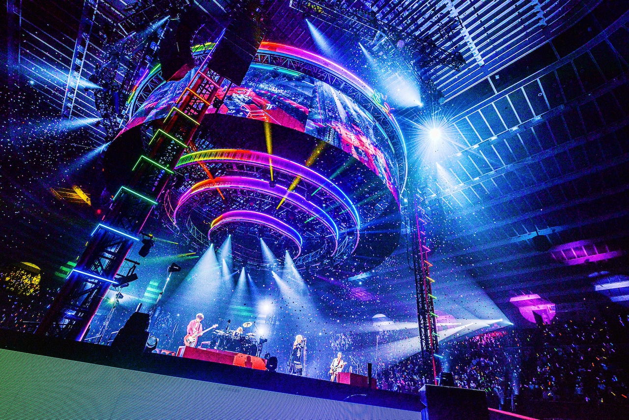 会えてよかった」L'Arc-en-Ciel結成30周年ツアー、大阪で幕開け