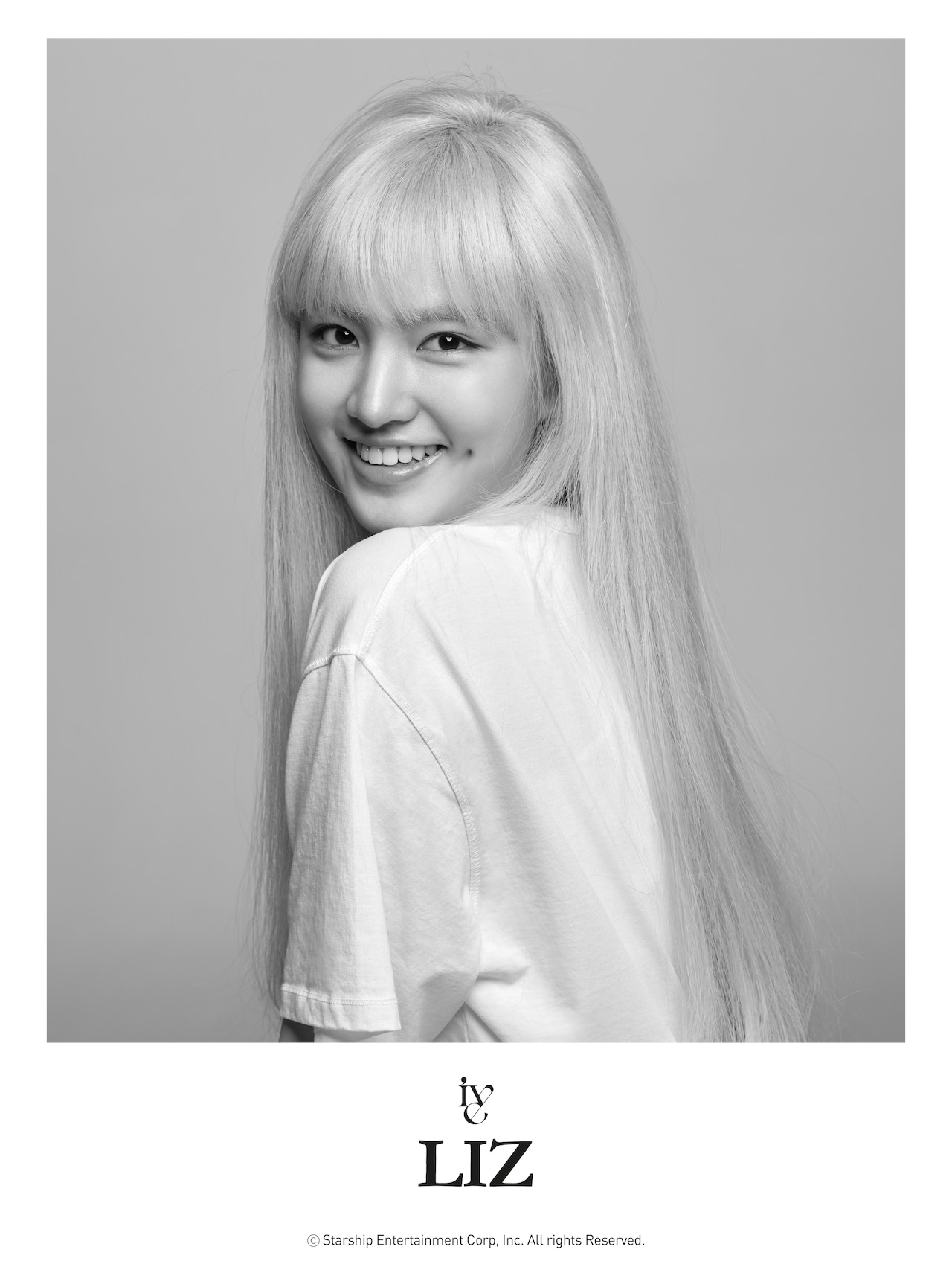 リズ。2004年11月21日生まれ。ボーカルを担当。 [画像・動画ギャラリー