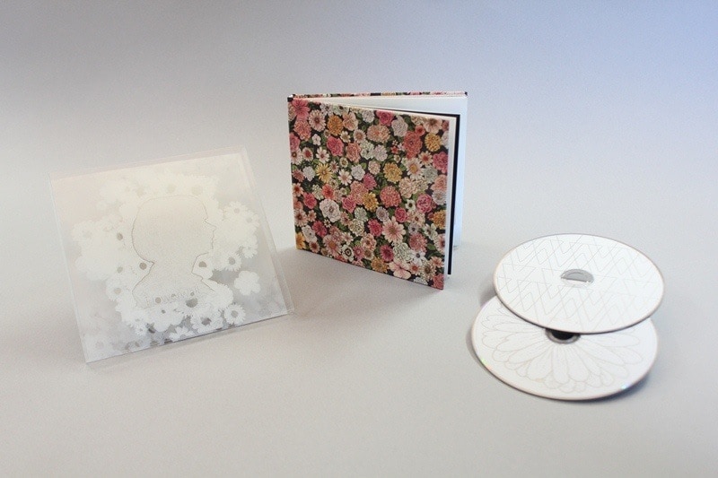 米津玄師、少女の横顔が浮かび上がる「Flowerwall」初回限定盤 - 音楽