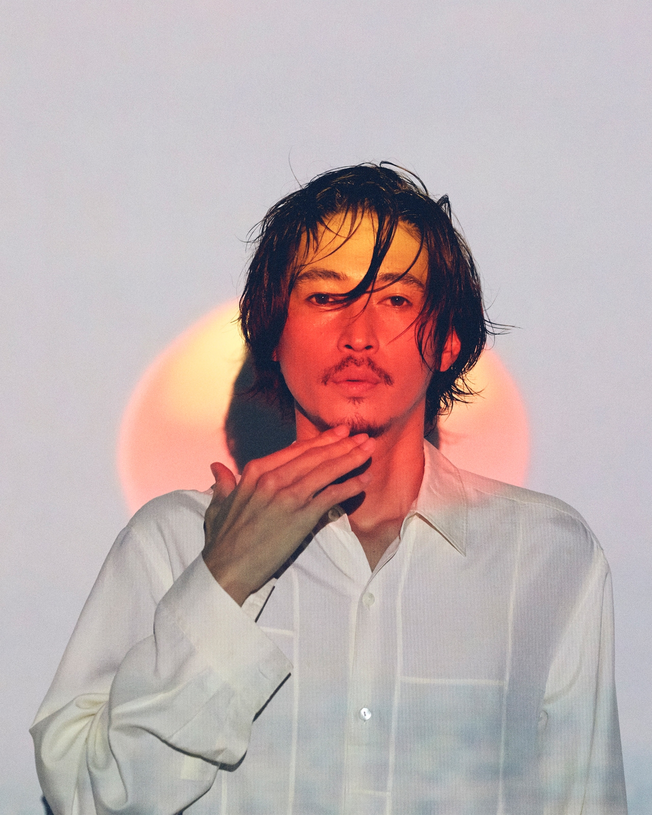 卍LINEが初ベスト、AKIO BEATSリミックス＆ドキュメンタリーも収録