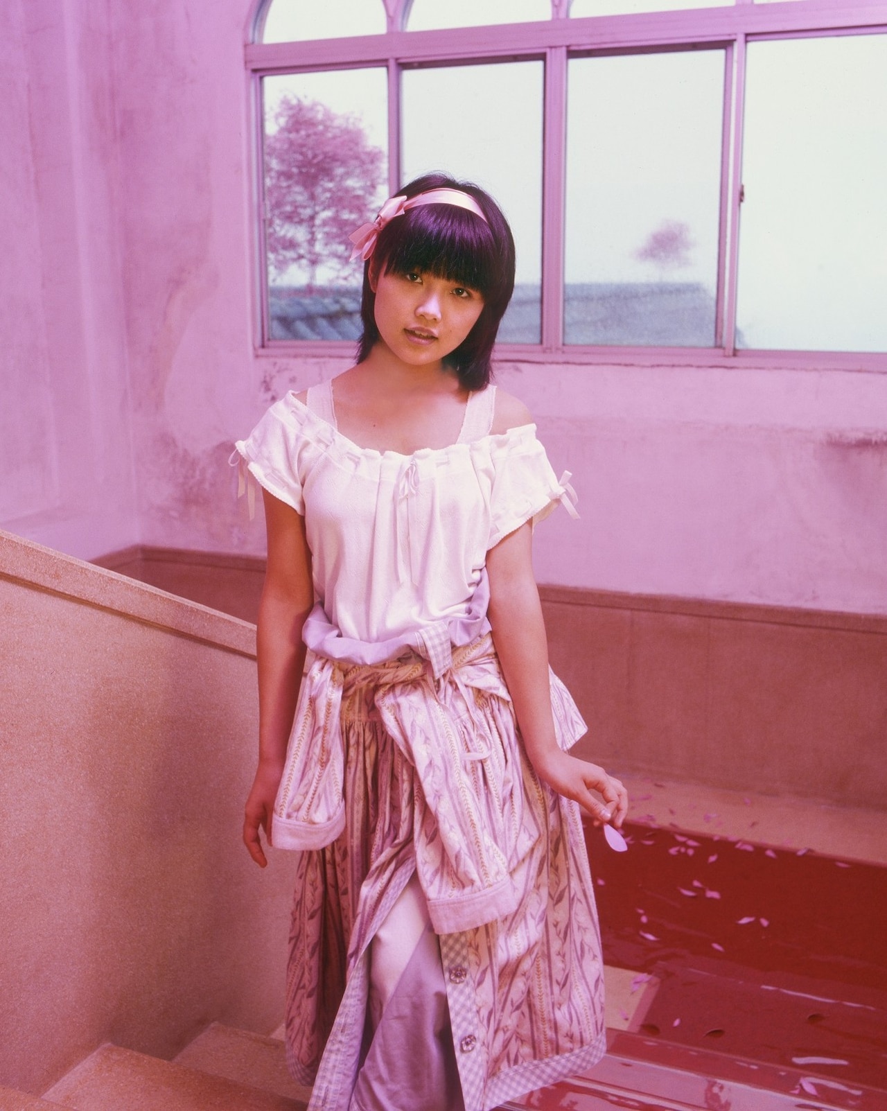 飯島真理の初期アルバム4作がDXエディションで再登場、貴重映像