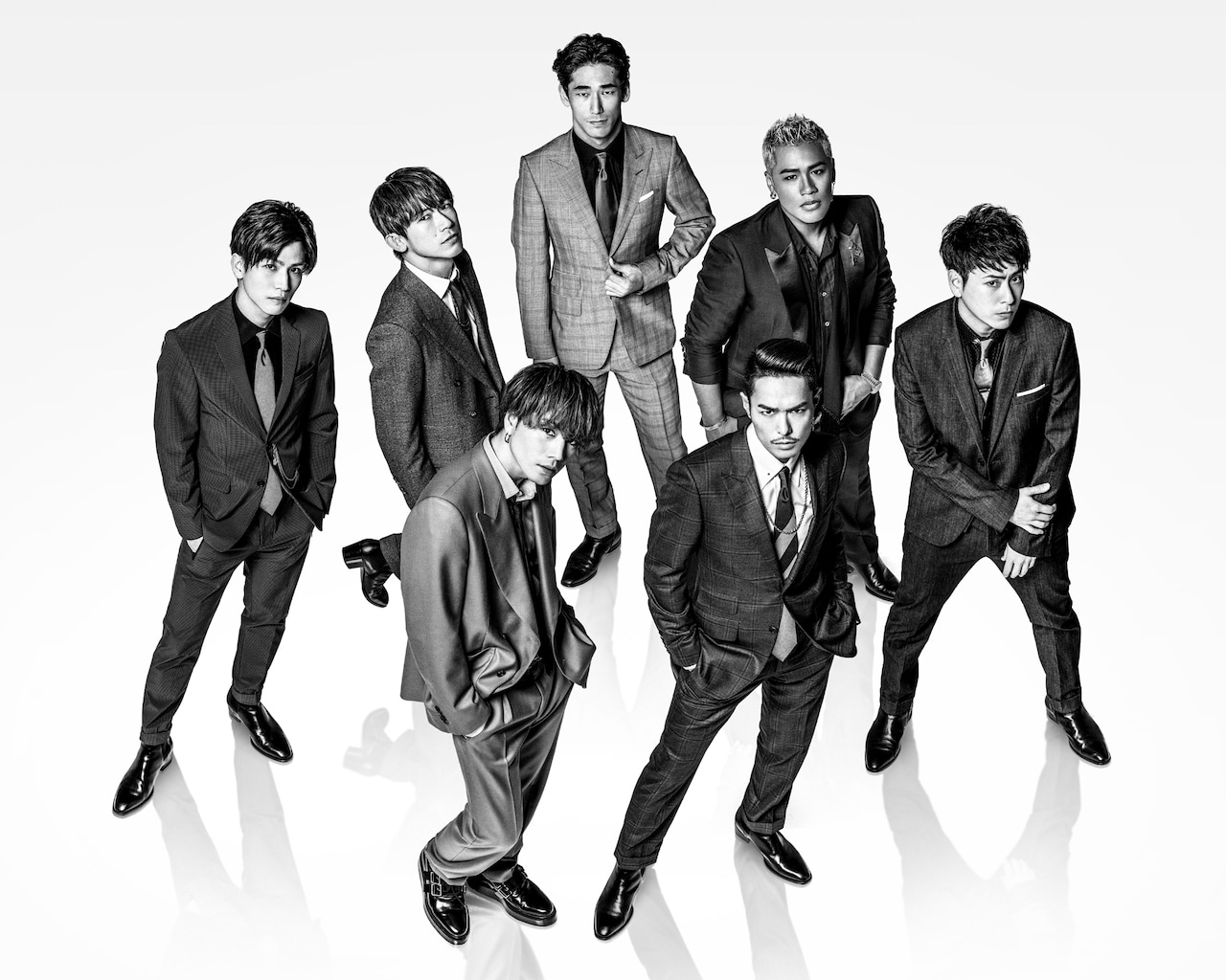 三代目 J SOUL BROTHERS、青い新シングルジャケ＆アー写公開（写真17枚