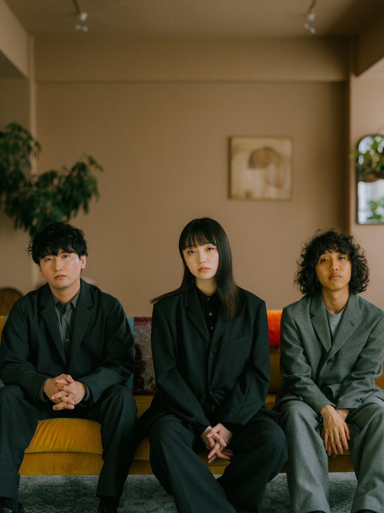 Laura day romanceの2部作アルバム後編リリースが決定、「walls」の